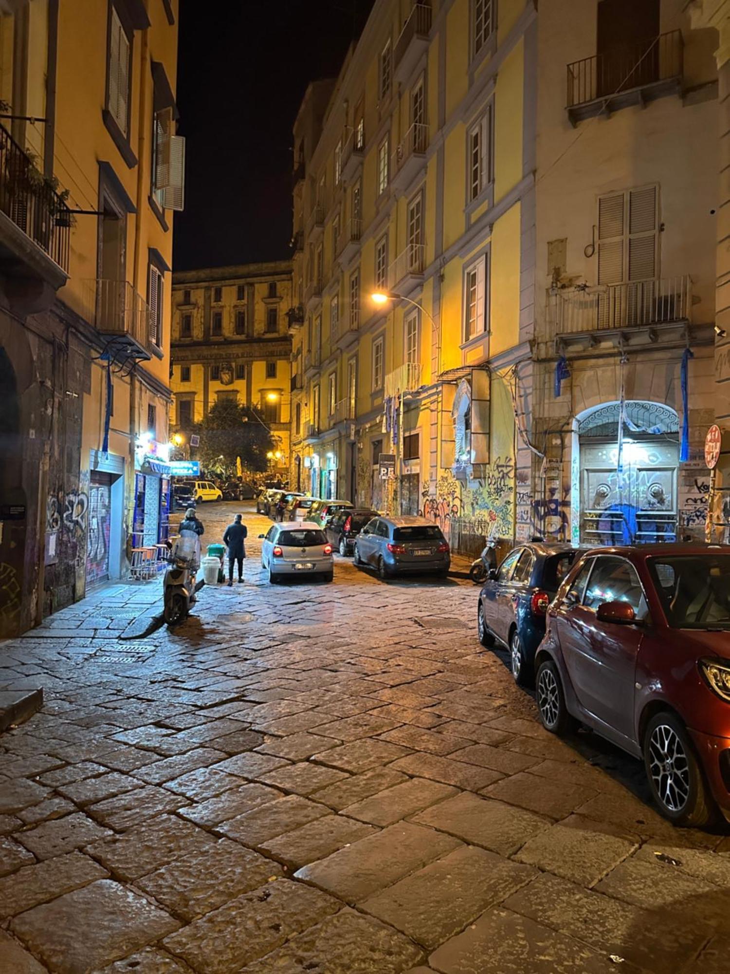 Naples To Stay Exterior photo